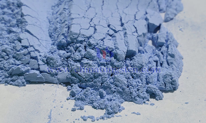 Images of neodymium oxide