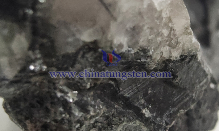 tungsten ore image