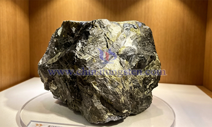 Images of tungsten concentrate