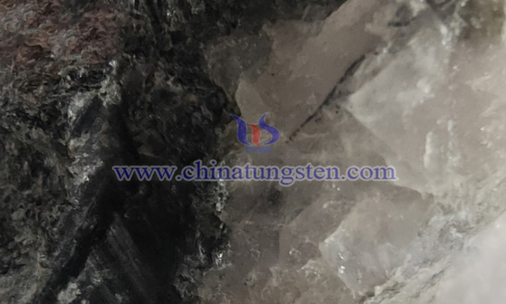 tungsten ore image