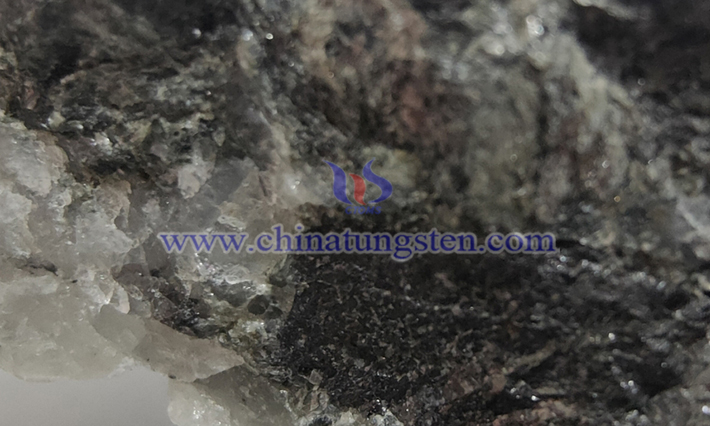 tungsten ore image
