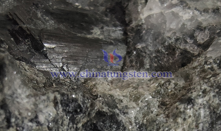 Tungsten Ore Image